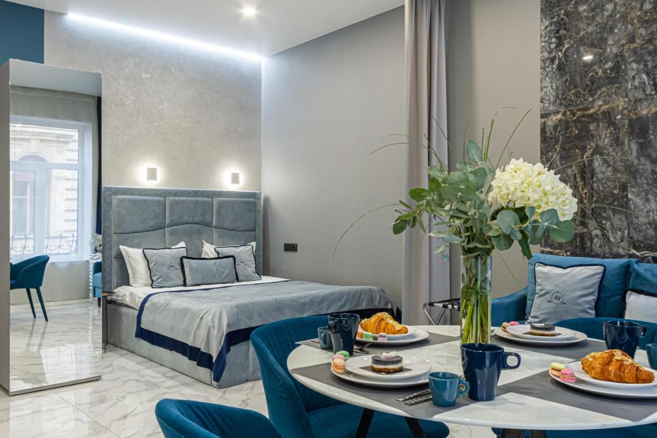 Family Residence Boutique Apartments Lviv Ngoại thất bức ảnh