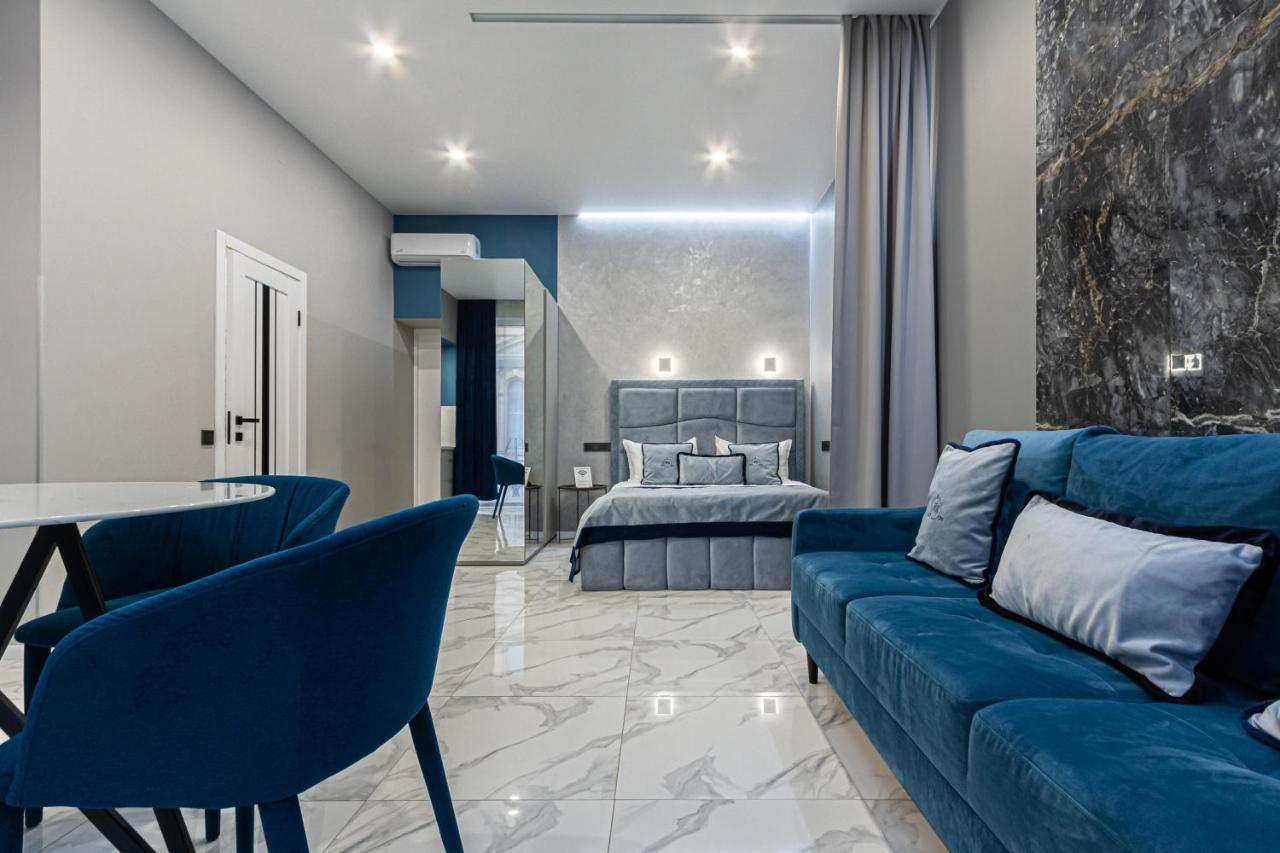 Family Residence Boutique Apartments Lviv Ngoại thất bức ảnh