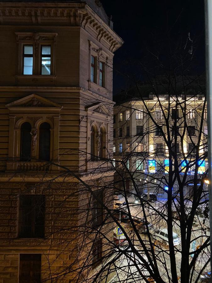 Family Residence Boutique Apartments Lviv Ngoại thất bức ảnh