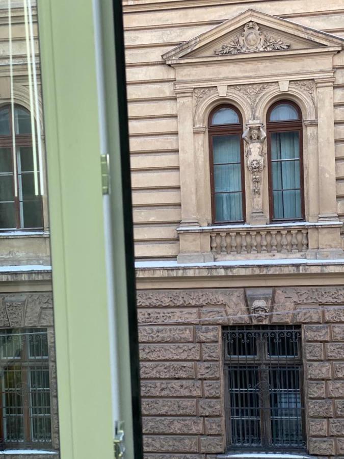Family Residence Boutique Apartments Lviv Ngoại thất bức ảnh