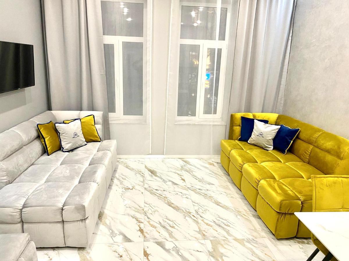 Family Residence Boutique Apartments Lviv Ngoại thất bức ảnh