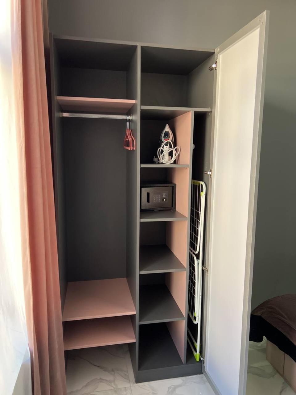 Family Residence Boutique Apartments Lviv Ngoại thất bức ảnh