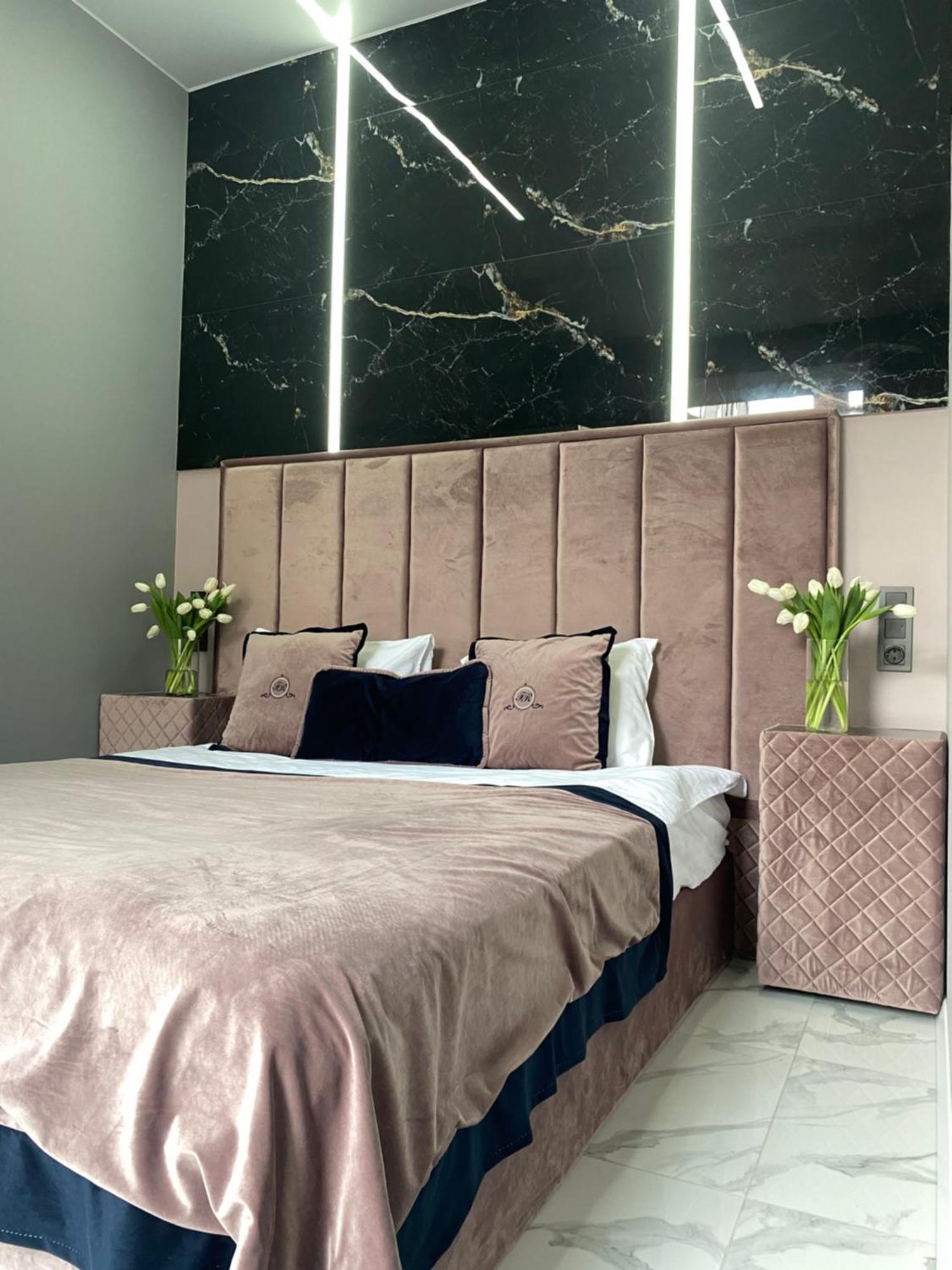 Family Residence Boutique Apartments Lviv Phòng bức ảnh